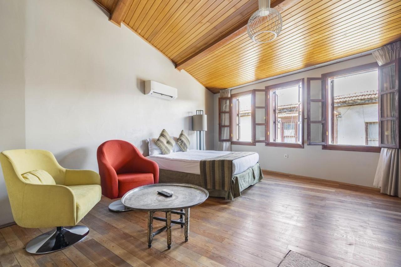 アンタルヤ Mesmerizing Flat Near Hadrians Gateヴィラ エクステリア 写真